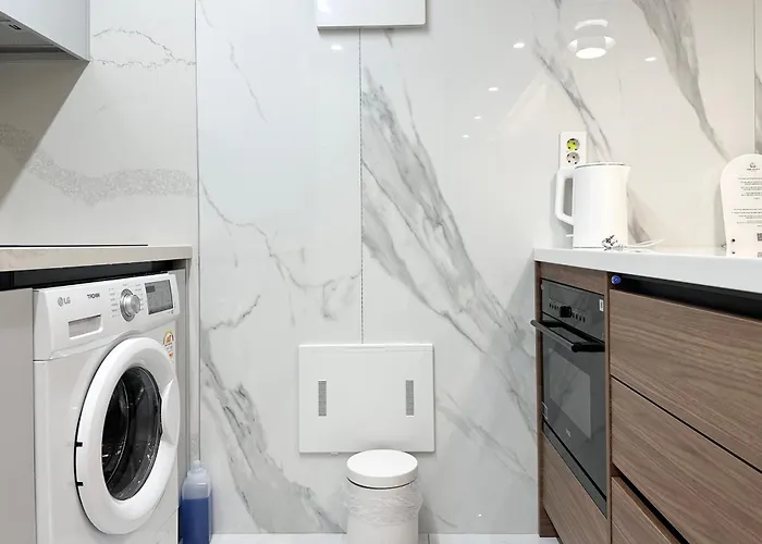 Zizel Seocho 4*